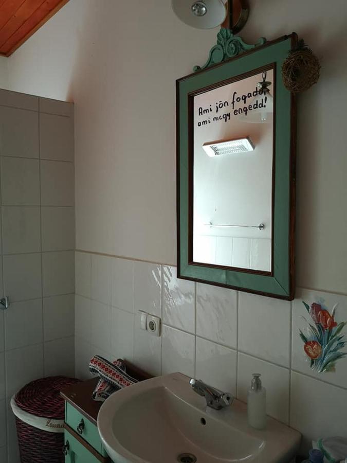 Vila Nyugalomsziget Kotcse Exteriér fotografie
