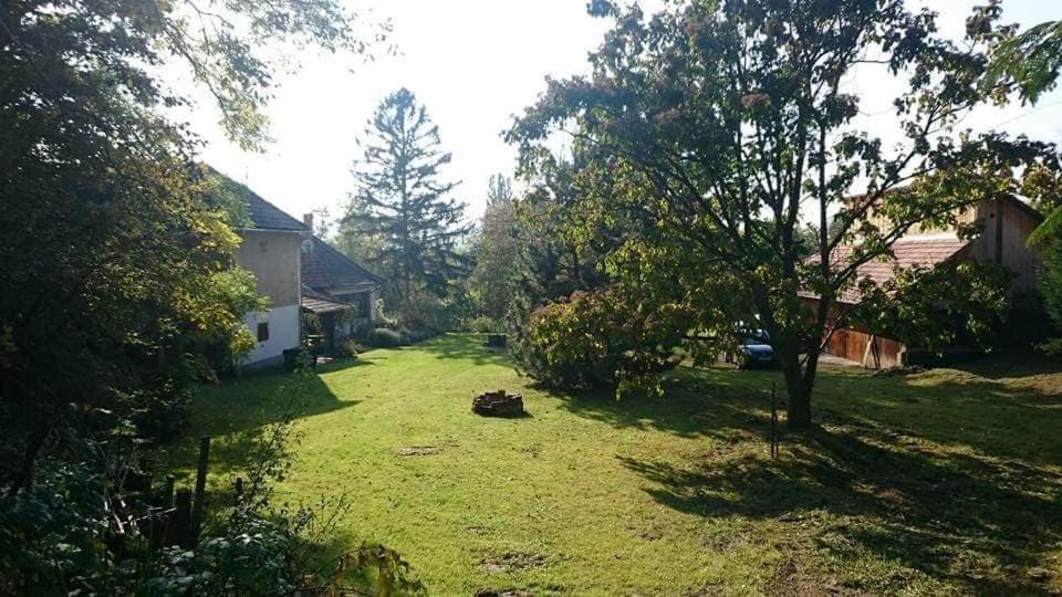 Vila Nyugalomsziget Kotcse Exteriér fotografie